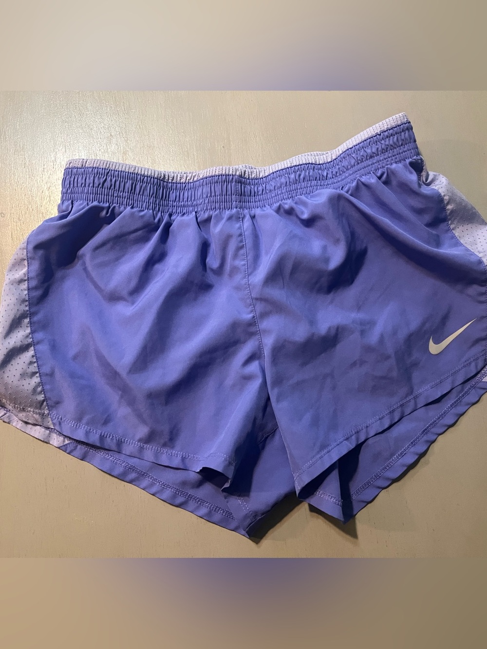 Nike Tempo Dri-FIT Running Shorts Purple Perforated Mesh Trim Medium M